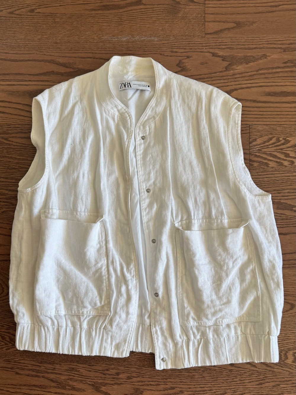 Zara oversized Linen White Sleeveless Button-Front Vest (L)
